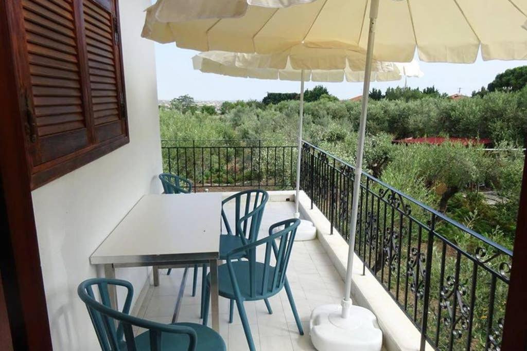 Large Near Potamos Appartement