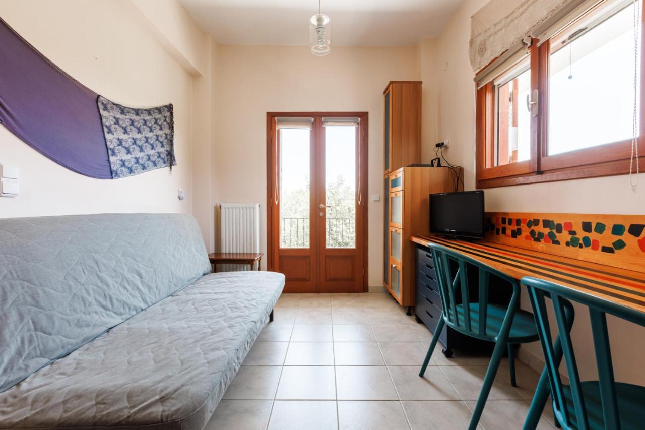 Apartment Large Near Potamos Epanomi