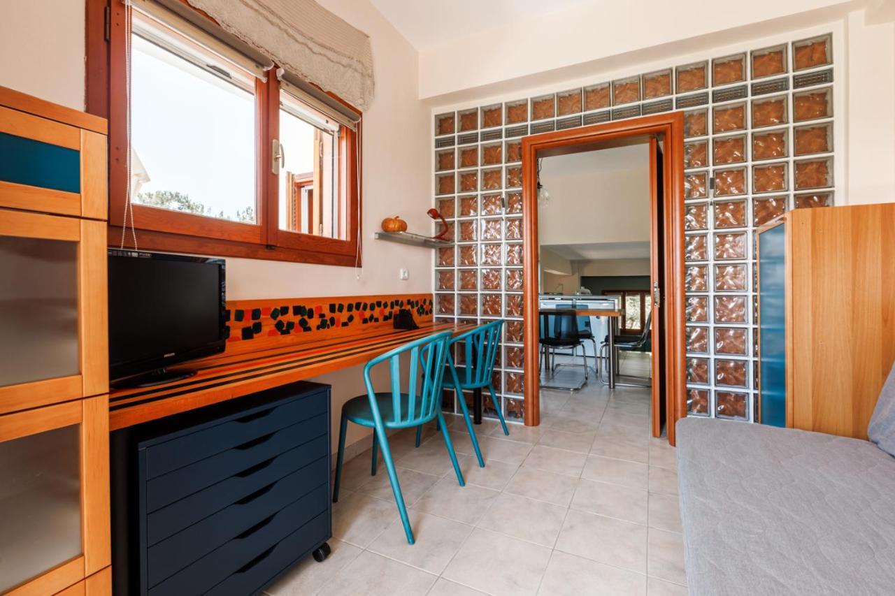 Apartment Large Near Potamos *